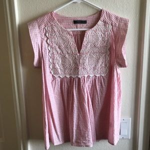 Pretty embroidered top!